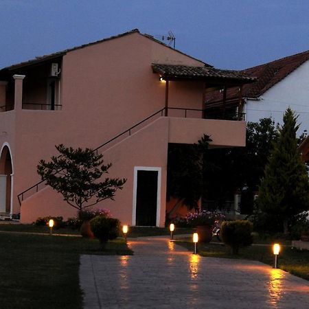 Biscoutsis Apartments & Studios Kávos Dış mekan fotoğraf