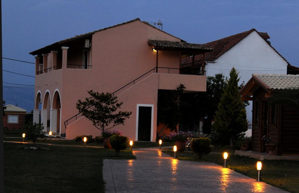 Biscoutsis Apartments & Studios Kávos Dış mekan fotoğraf