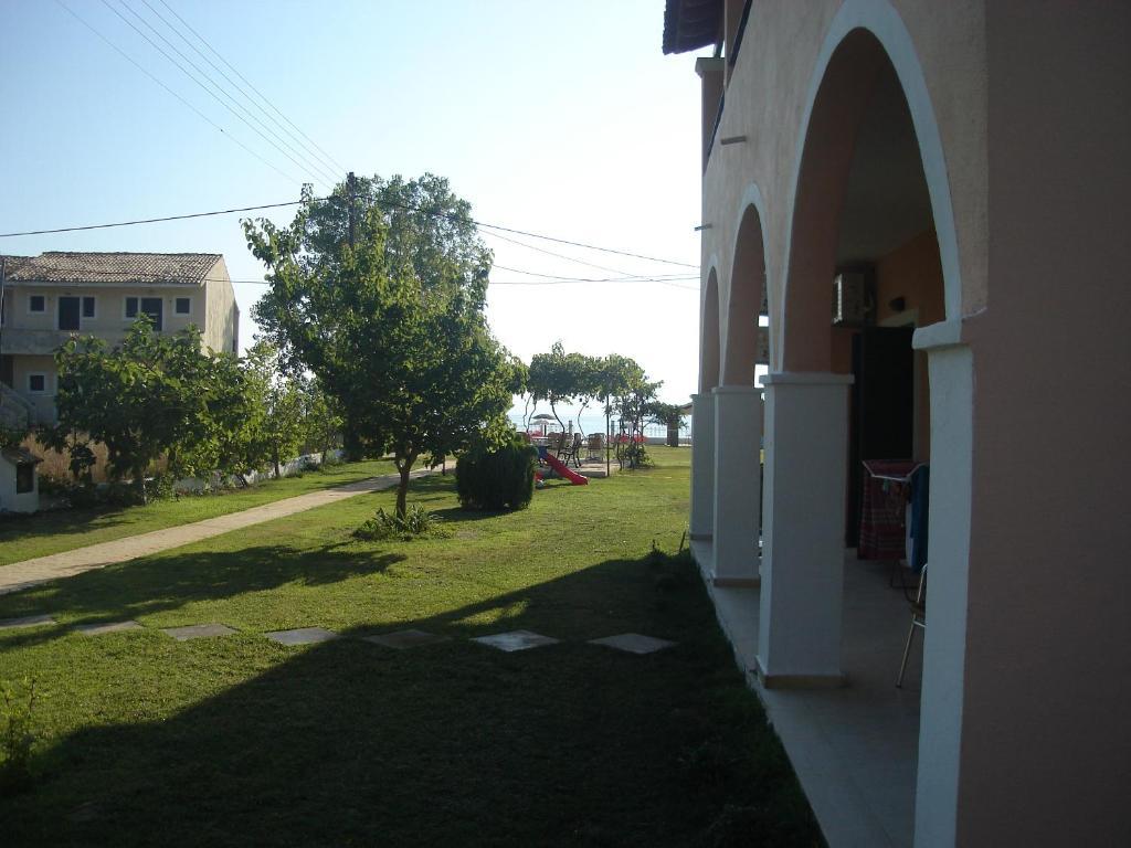 Biscoutsis Apartments & Studios Kávos Dış mekan fotoğraf
